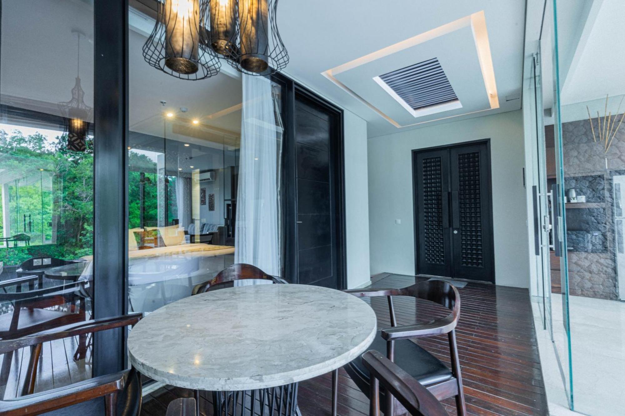 The Sterling Villas Uluwatu  Exterior photo